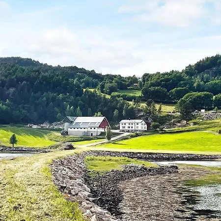 Feriehus Holiday Home Snillfjord